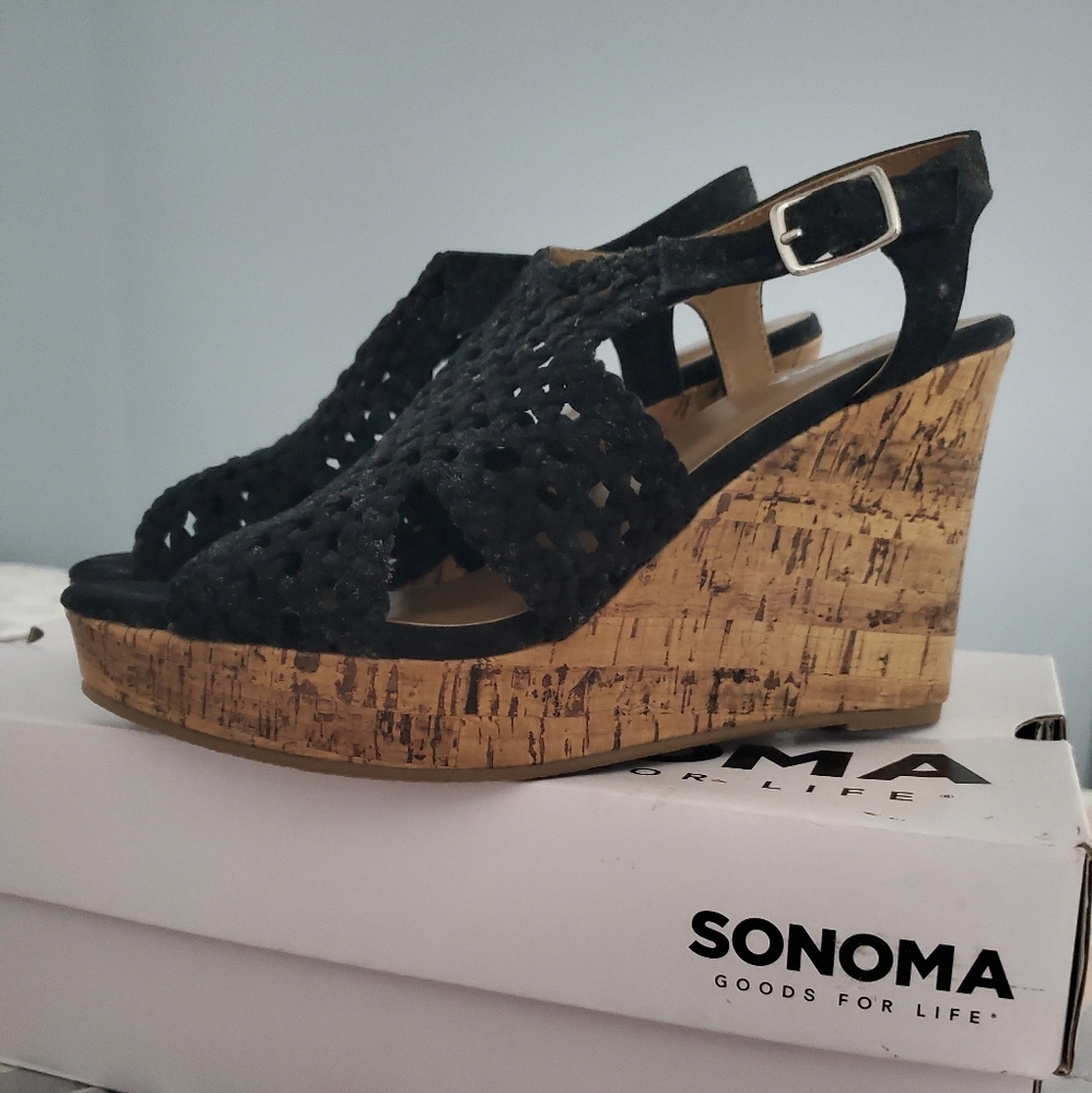 Sonoma black wedges/ platforms